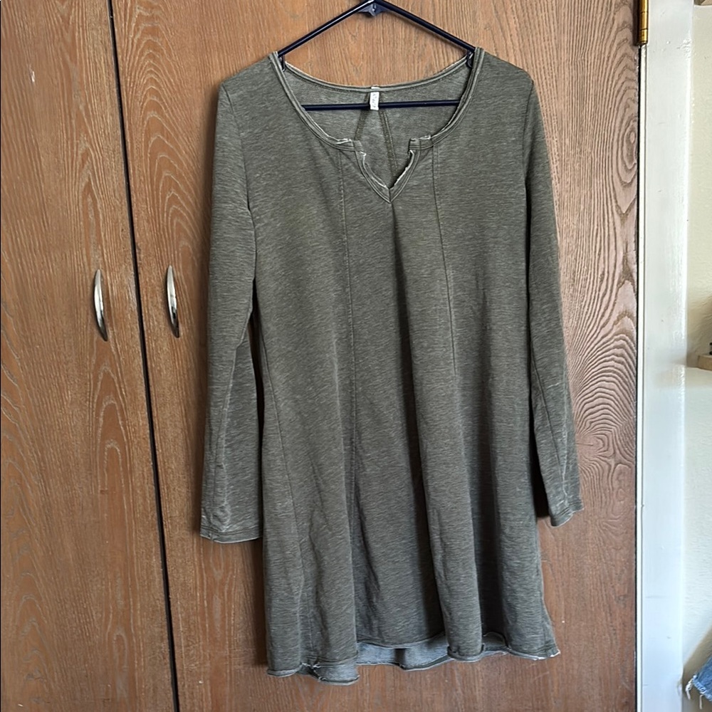 Distressed Brown Z Supply Tunic Top